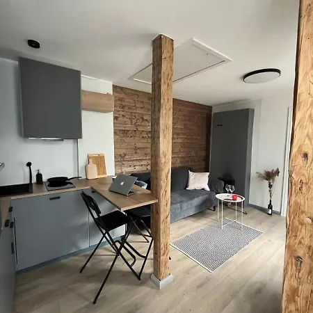 Apartmán Jannseni Summer House With Ac And Free Private Parking