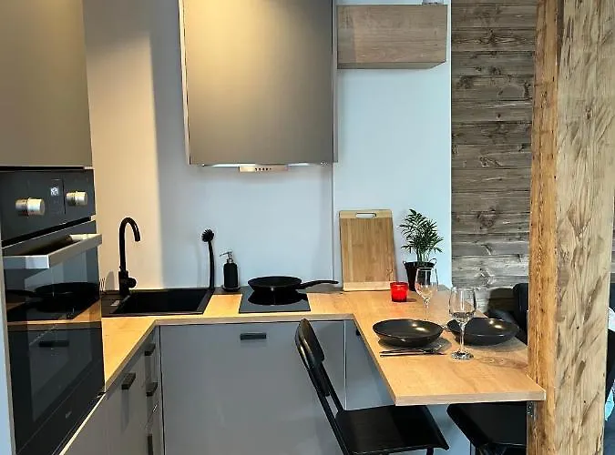 Jannseni Summer House With Ac And Free Private Parking Pärnu